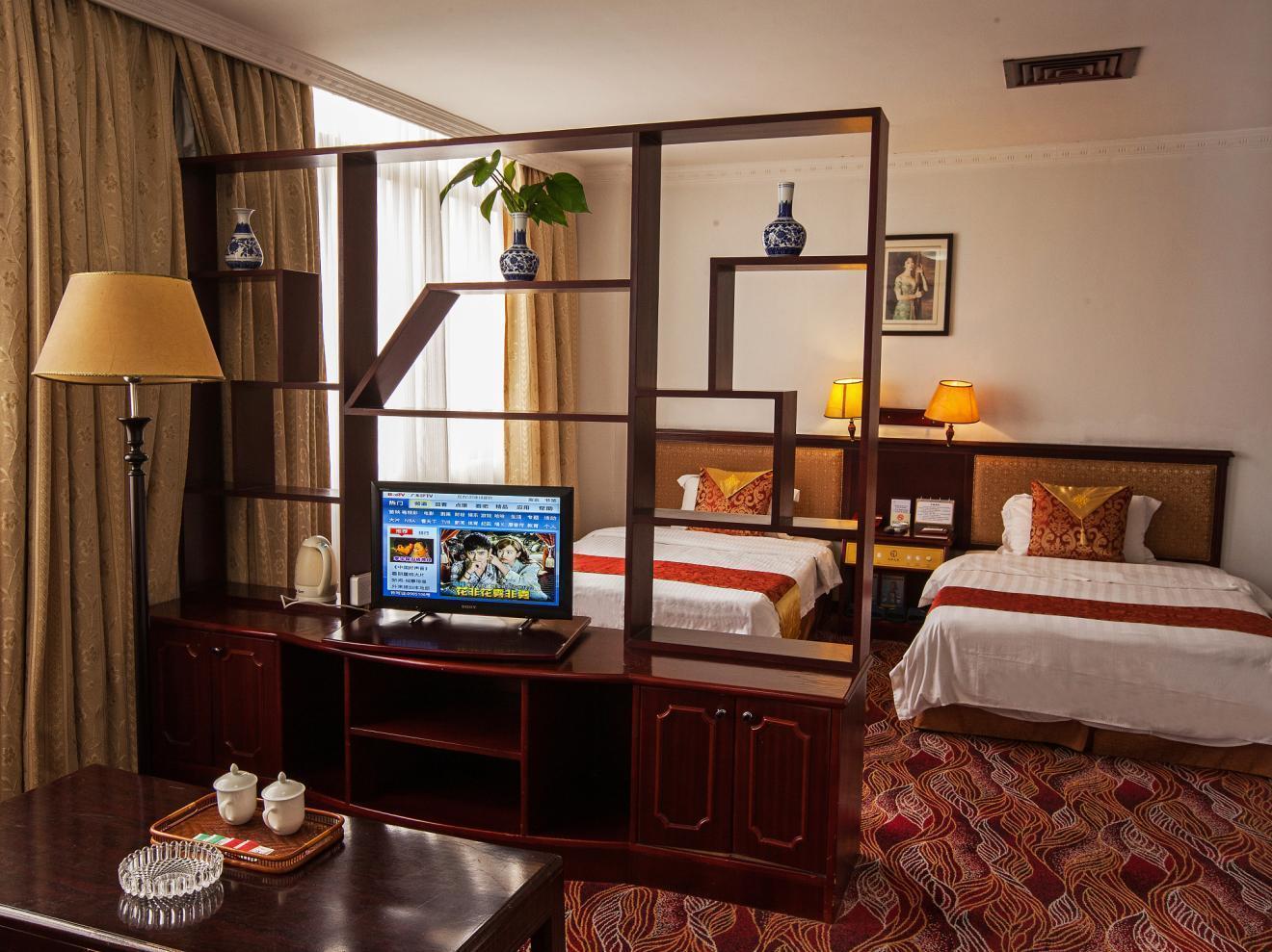 Xana Lite Hotel - Guangzhou Fangcun Huadiwan Metro Station Экстерьер фото